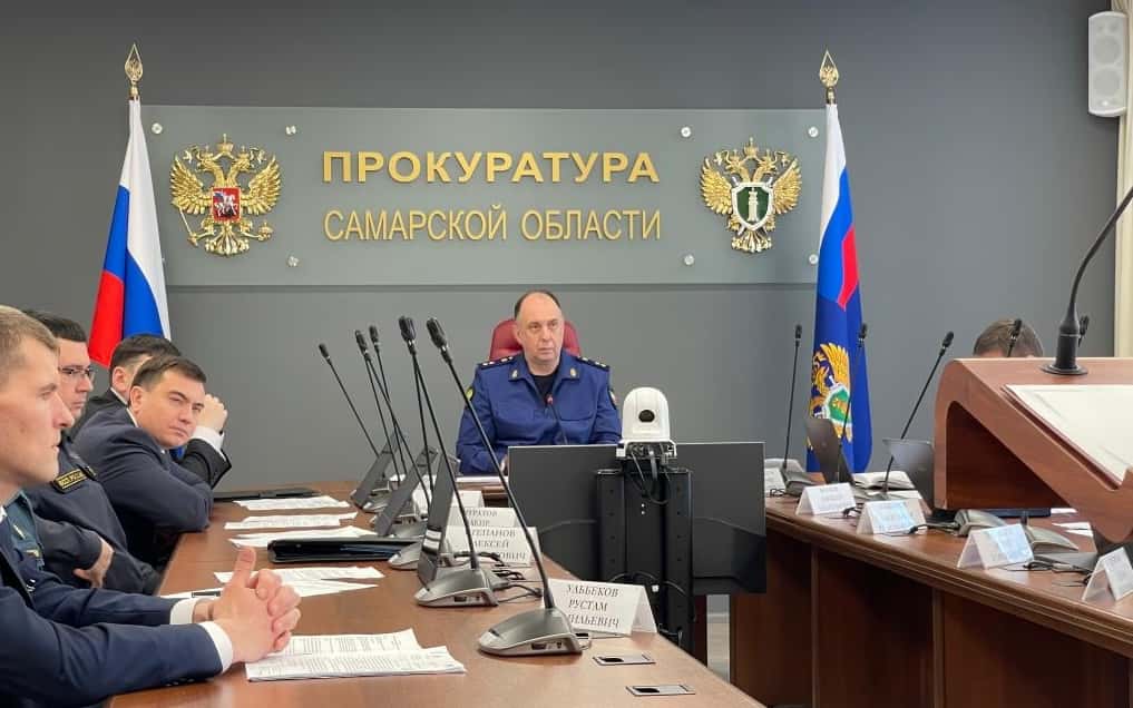 Самарская прокуратура не стала наказывать подростков из Таджикистана за оскорбление губернатора и вынесла ему представление за плохую работу