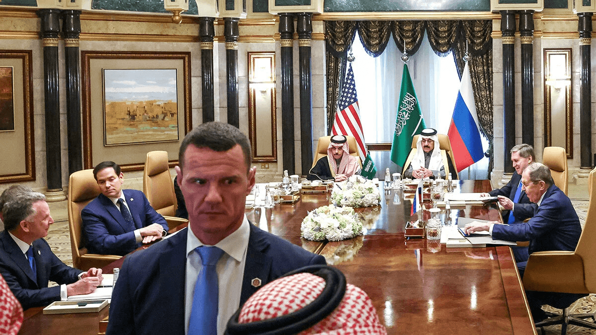 «Победу нам никто не принесет»: Z-каналы остались не «в восторге» от встречи делегаций США и России, а пропаганда похвалила дипломатов