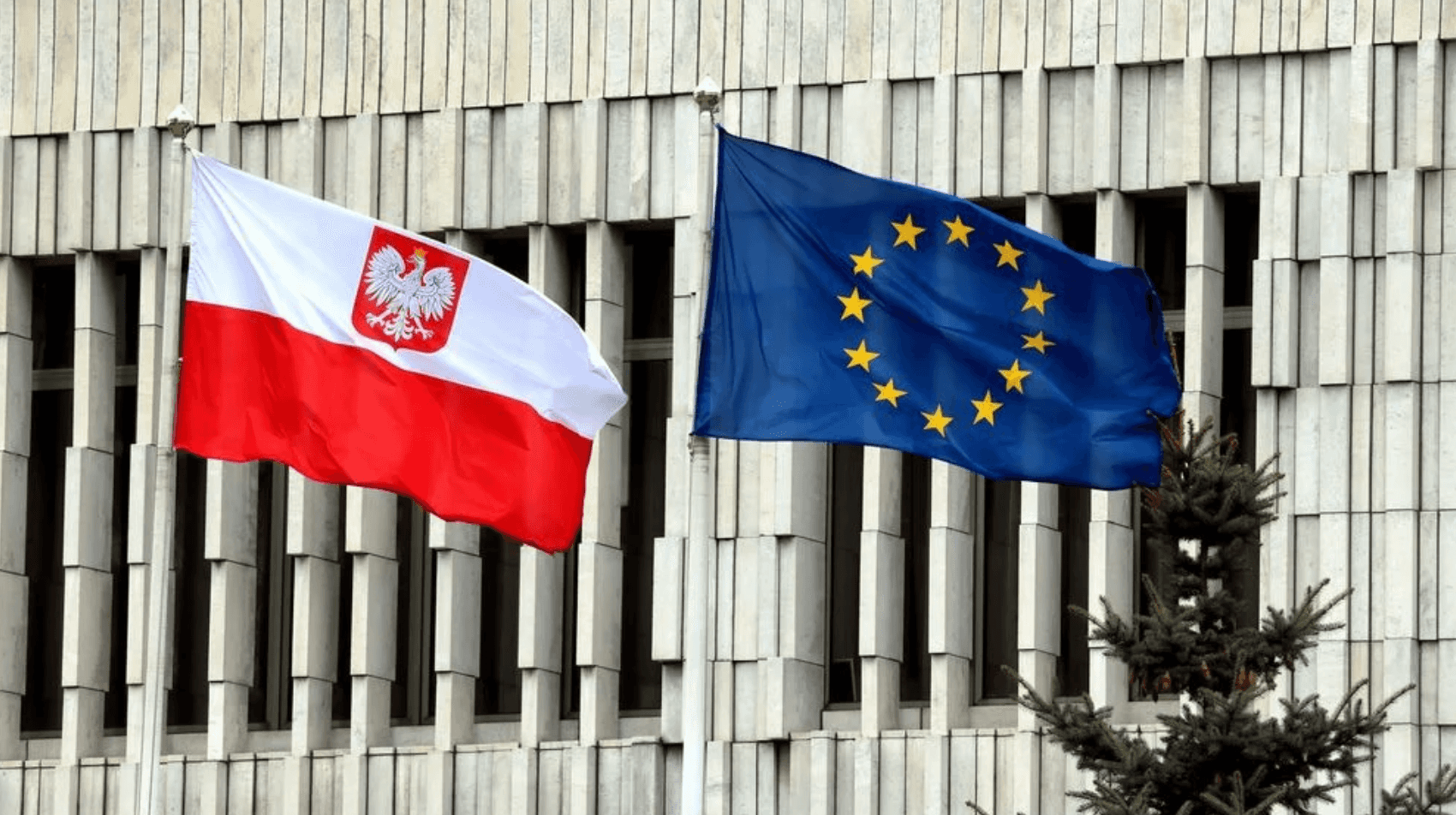 Россия закроет польское консульство в Калининграде