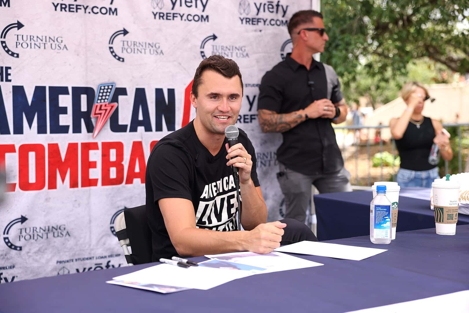 Фейк Марии Захаровой: убитый Чарли Кирк призывал к миру в Украине