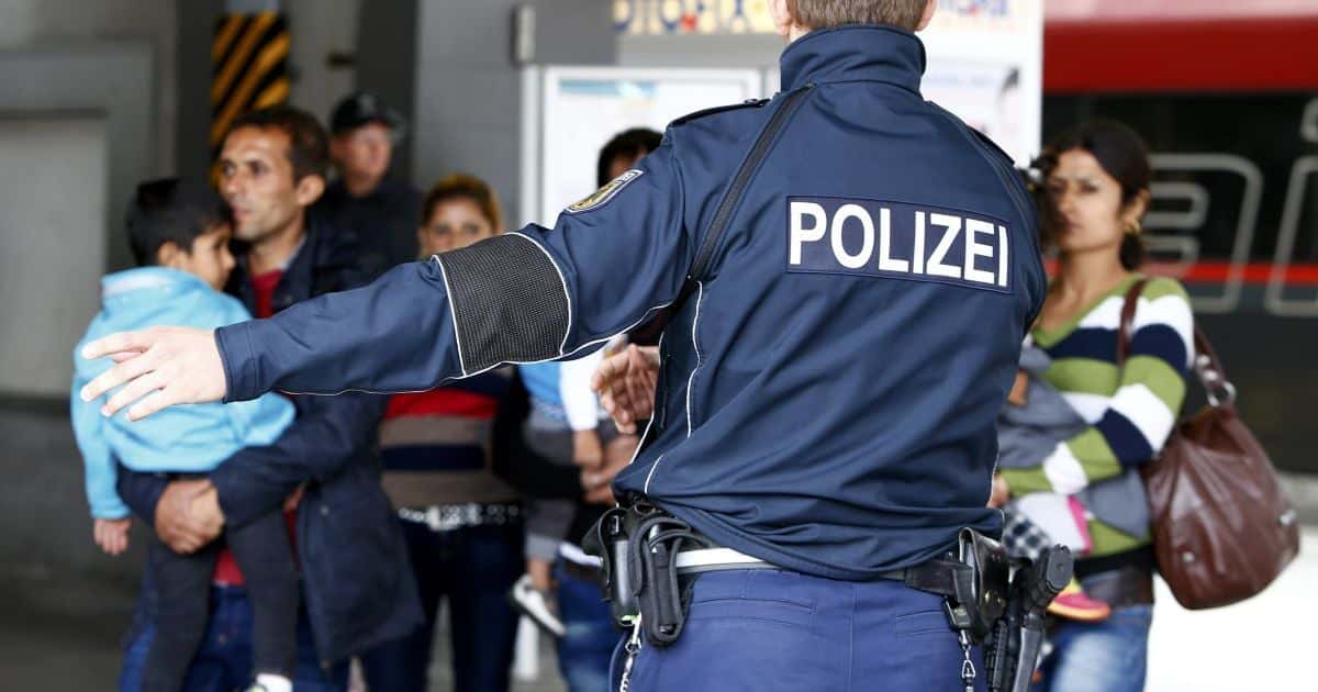 Активисты в жертву популистам. Ужесточение миграционной политики Германии ударило по оппозиционным россиянам и белорусам