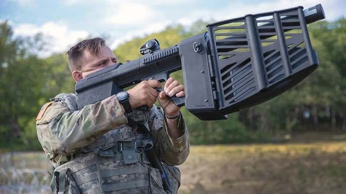 Эстония сбила неопознанный беспилотник возле места расположения американских военных