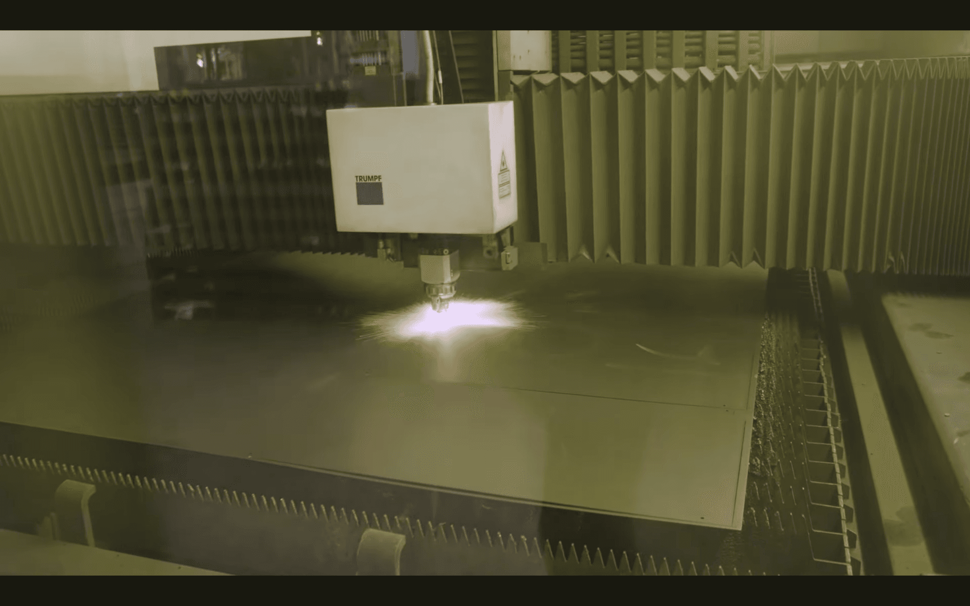 Станок для лазерной резки Trumpf на Ростсельмаше. Источник: Ростсельмаш