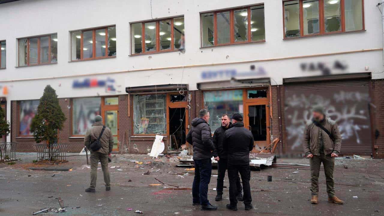 Есть все основания полагать, что теракт против полицейских во Львове совершен по заказу России — глава МВД Украины Клименко