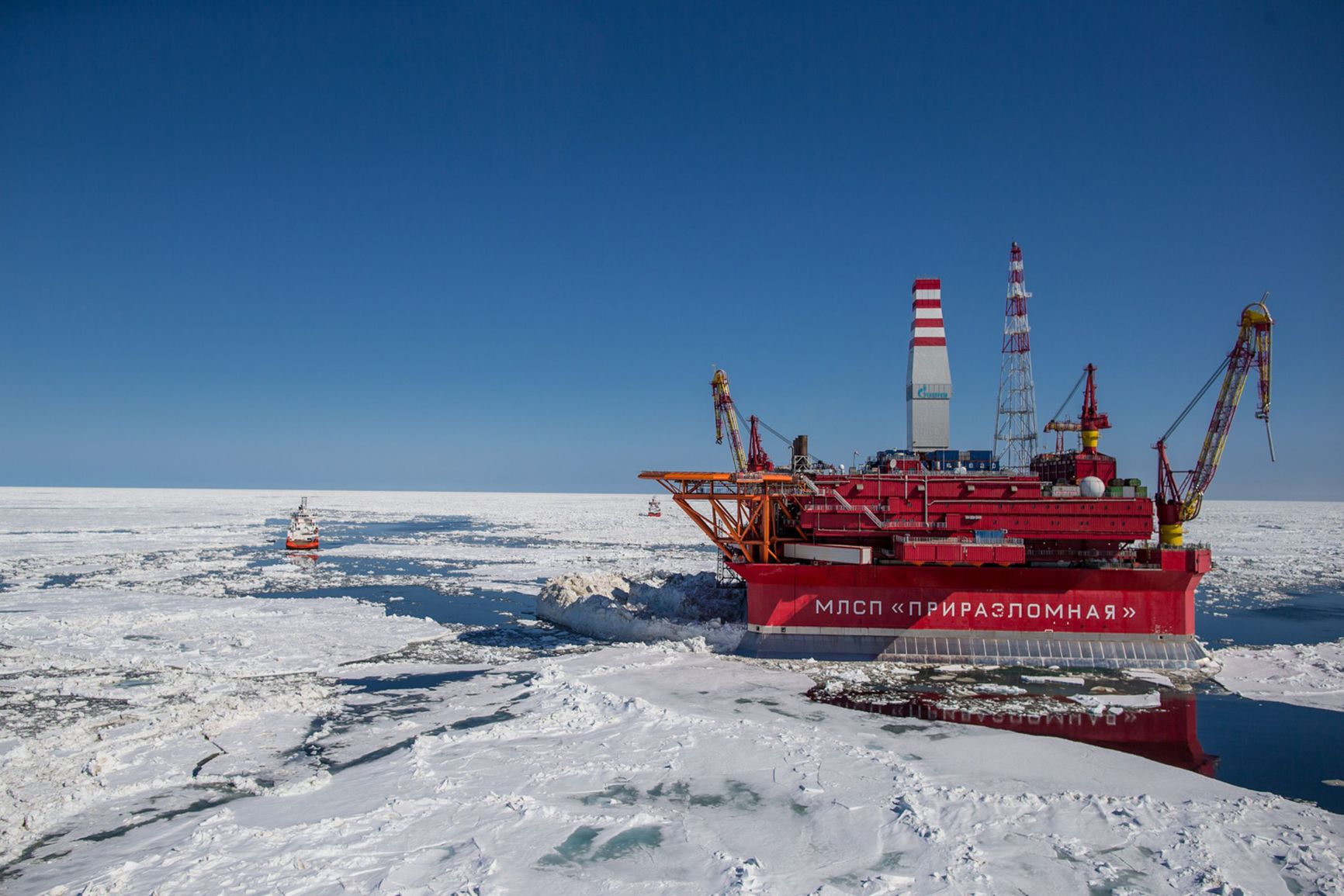 Development of the Prirazlomnoye oil field (Russia) 