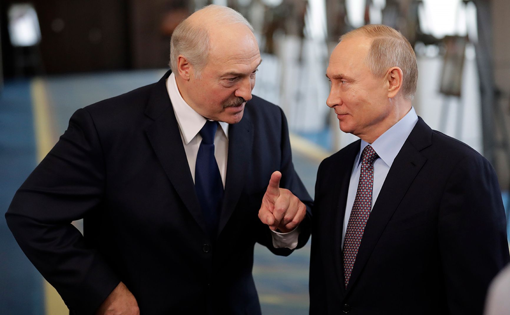 Лукашенко правит своей страной дольше, чем Путин — Россией