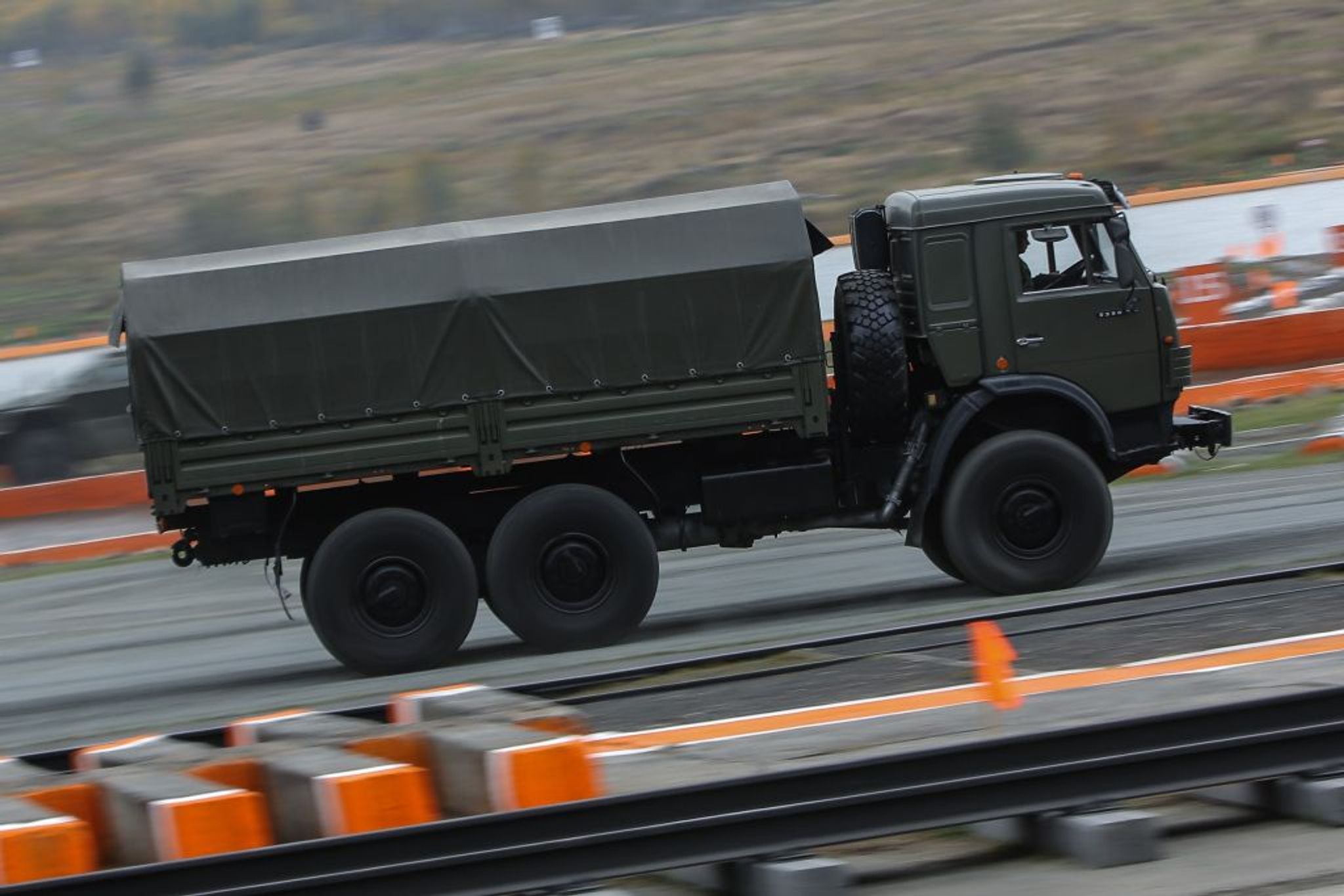 KAMAZ-5350 from the Mustang-M line with a 6×6 wheel arrangement and a 6-ton payload capacity
