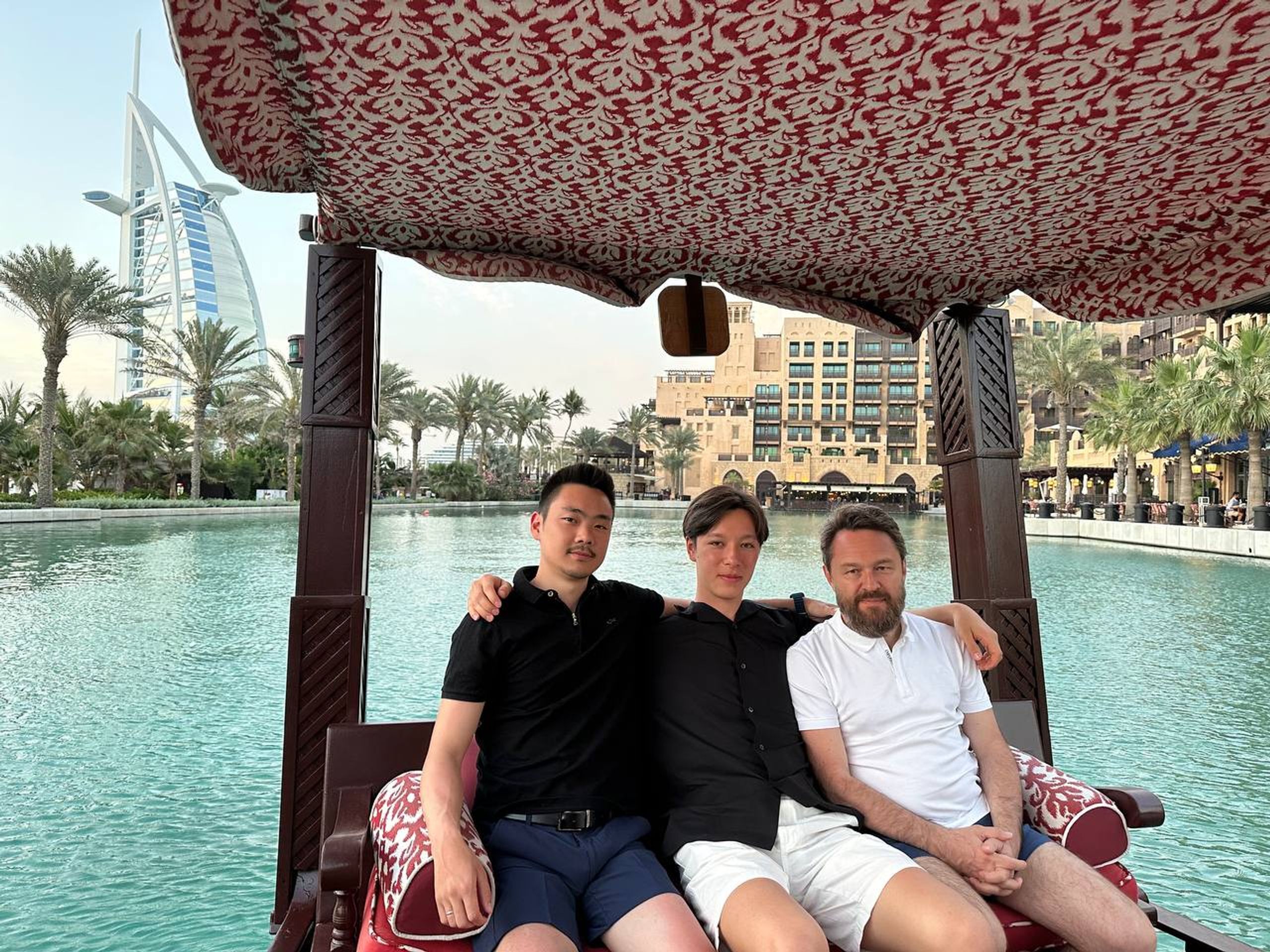 Metropolitan Hilarion in Dubai. Photo from Georgy Suzuki’s personal archive